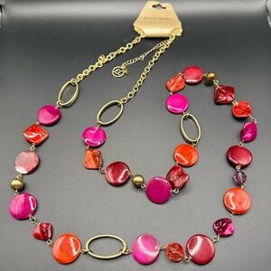 NWT Erica Lyons Vibrant Pink and Red Necklace with Gold Tone Accents
